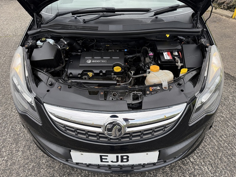 Vauxhall 1.2 16V Limited Edition Hatchback 3dr Petrol Manual (A/C) (129 g/km, 84 bhp)