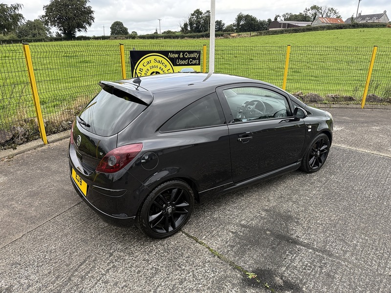 Vauxhall 1.2 16V Limited Edition Hatchback 3dr Petrol Manual (A/C) (129 g/km, 84 bhp)