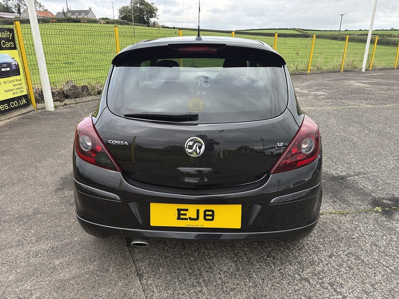 Vauxhall 1.2 16V Limited Edition Hatchback 3dr Petrol Manual (A/C) (129 g/km, 84 bhp)