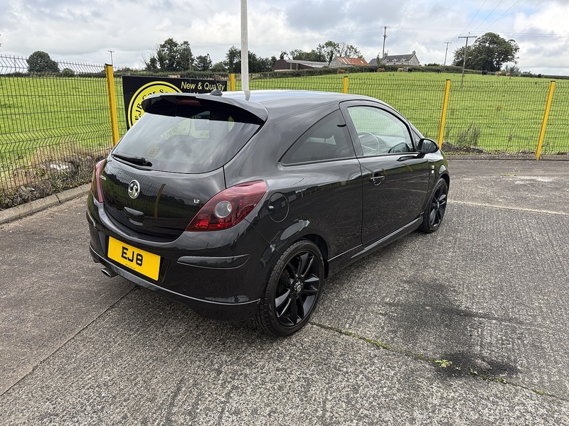 Vauxhall 1.2 16V Limited Edition Hatchback 3dr Petrol Manual (A/C) (129 g/km, 84 bhp)