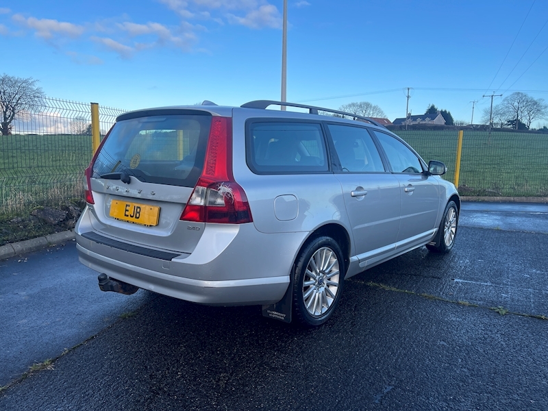 Volvo D5 Se 2.4 5dr Estate Manual Diesel