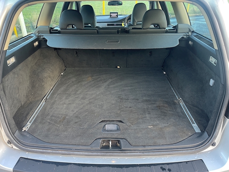 Volvo D5 Se 2.4 5dr Estate Manual Diesel