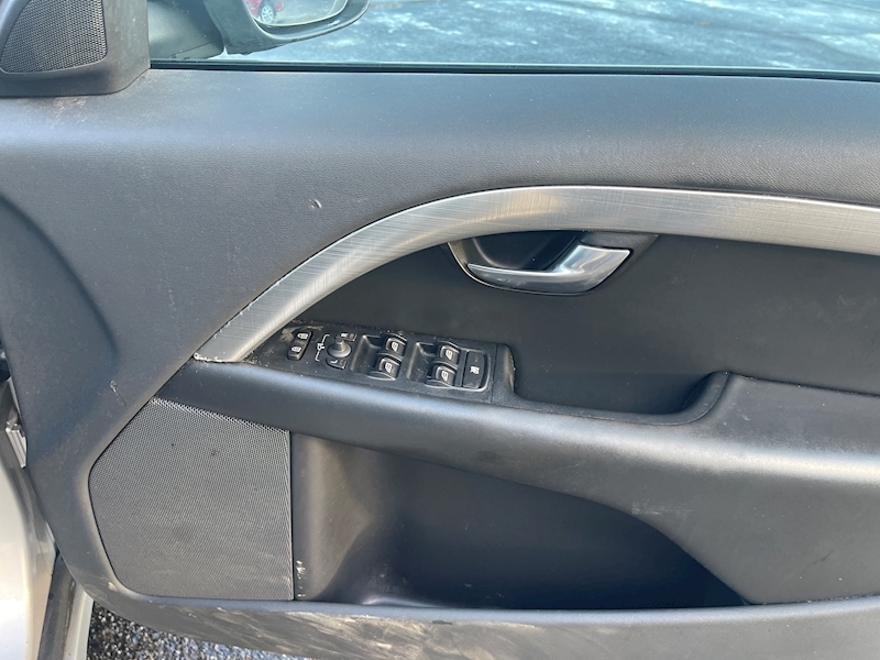 Volvo D5 Se 2.4 5dr Estate Manual Diesel