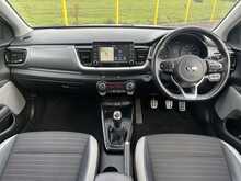 Kia Stonic CRDi First Edition 