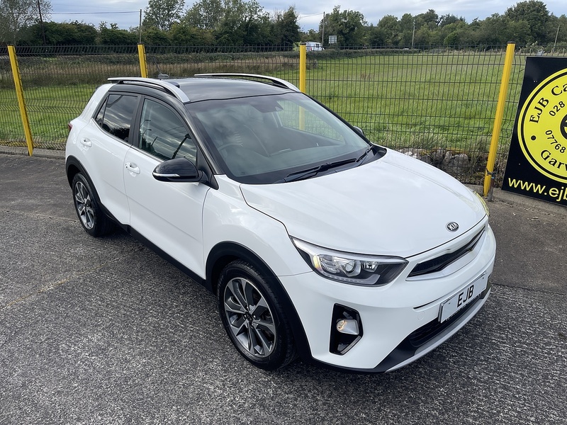 Kia 1.6 CRDi First Edition SUV 5dr Diesel Manual Euro 6 (s/s) (108 bhp)