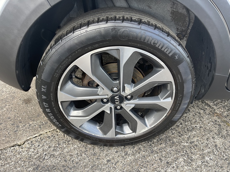 Kia 1.6 CRDi First Edition SUV 5dr Diesel Manual Euro 6 (s/s) (108 bhp)