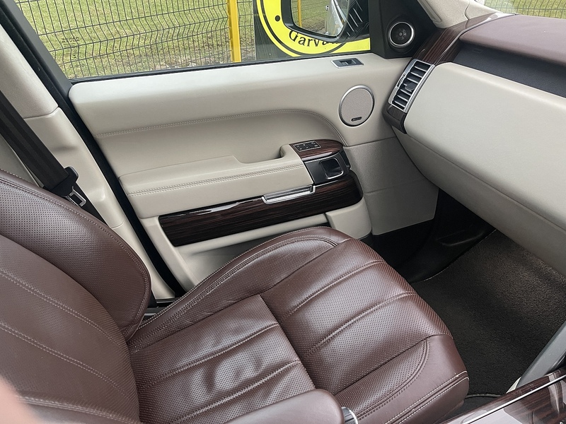 Land Rover SD V8 Autobiography LWB 4.4 5dr SUV Automatic Diesel