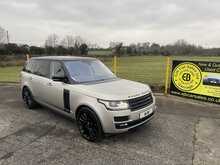 Land Rover Range Rover SD V8 Autobiography LWB 