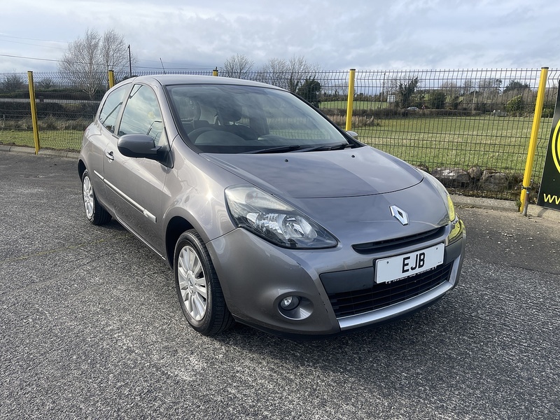 Renault 1.2 Expression + Hatchback 3dr Petrol Manual Euro 5 (75 ps)