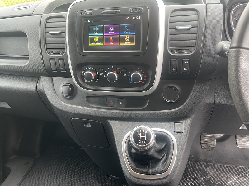 Renault 2.0 dCi ENERGY 30 Sport Panel Van 5dr Diesel Manual LWB Standard Roof Euro 6 (s/s) (145 ps)