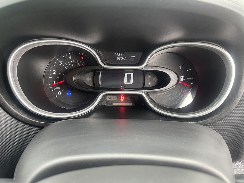 Renault 2.0 dCi ENERGY 30 Sport Panel Van 5dr Diesel Manual LWB Standard Roof Euro 6 (s/s) (145 ps)