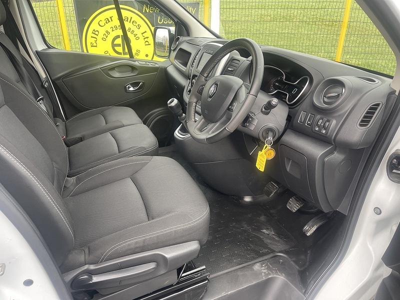 Renault 2.0 dCi ENERGY 30 Sport Panel Van 5dr Diesel Manual LWB Standard Roof Euro 6 (s/s) (145 ps)