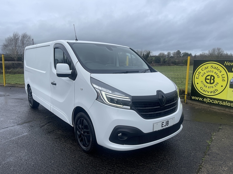 Renault 2.0 dCi ENERGY 30 Sport Panel Van 5dr Diesel Manual LWB Standard Roof Euro 6 (s/s) (145 ps)