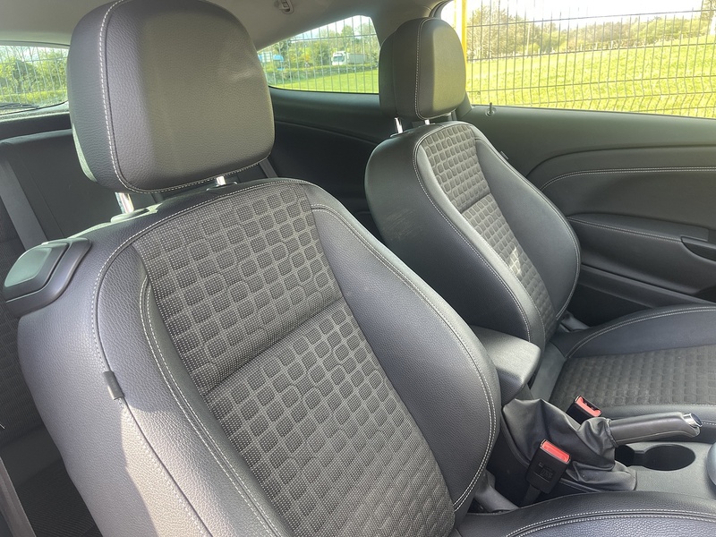 Vauxhall 1.4i Turbo SRi Coupe 3dr Petrol Manual Euro 6 (s/s) (140 ps)