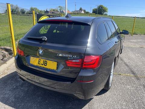 525d M Sport Tourer 3.0 5dr Estate Automatic Diesel