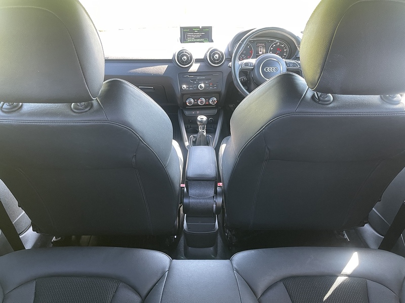 Audi 2.0 TDI Black Edition Hatchback 3dr Diesel Manual Euro 5 (s/s) (143 ps)