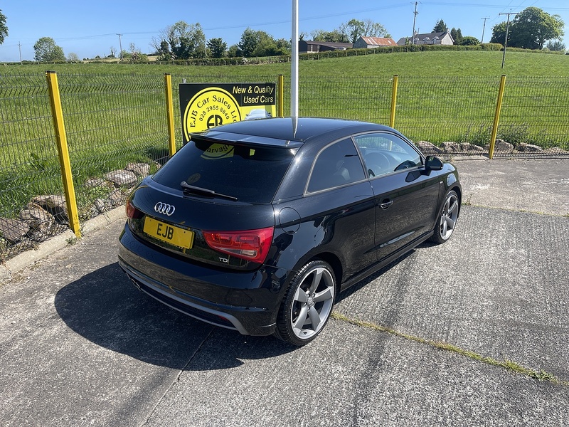 Audi 2.0 TDI Black Edition Hatchback 3dr Diesel Manual Euro 5 (s/s) (143 ps)
