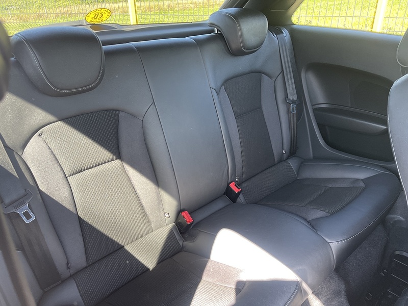 Audi 2.0 TDI Black Edition Hatchback 3dr Diesel Manual Euro 5 (s/s) (143 ps)