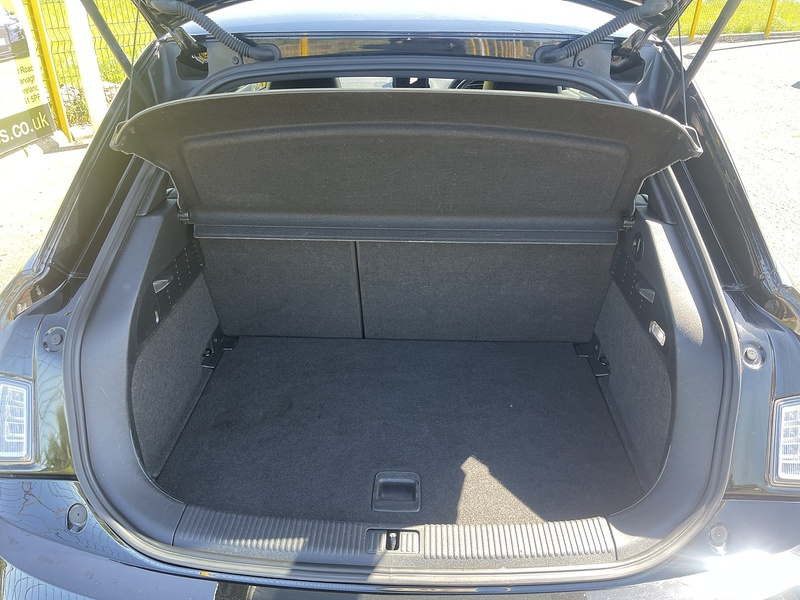 Audi 2.0 TDI Black Edition Hatchback 3dr Diesel Manual Euro 5 (s/s) (143 ps)