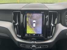 Volvo XC60 D4 R-Design (Pan Roof) 