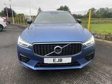 Volvo XC60 D4 R-Design (Pan Roof) 