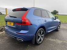 Volvo XC60 D4 R-Design (Pan Roof) 