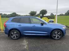 Volvo XC60 D4 R-Design (Pan Roof) 