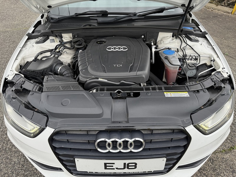 Audi 2.0 TDI Black Edition Estate 5dr Diesel Multitronic Euro 5 (s/s) (177 ps)