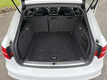 Audi A4 Avant TDI Black Edition 