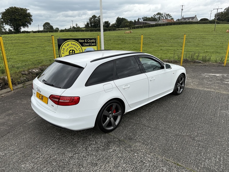 Audi 2.0 TDI Black Edition Estate 5dr Diesel Multitronic Euro 5 (s/s) (177 ps)