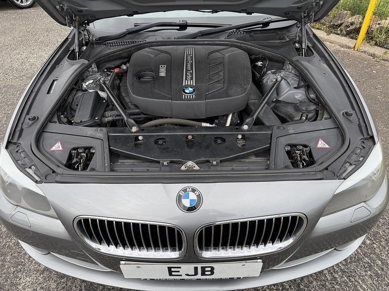 BMW 2.0 520d SE Touring 5dr Diesel Auto Euro 5 (s/s) (184 ps)