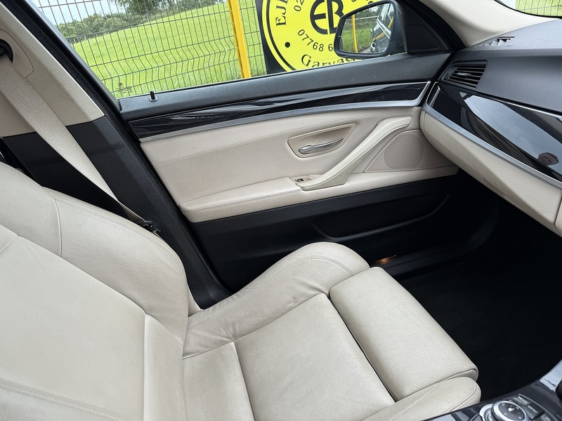 BMW 2.0 520d SE Touring 5dr Diesel Auto Euro 5 (s/s) (184 ps)