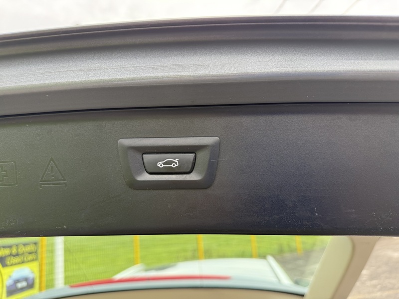 BMW 2.0 520d SE Touring 5dr Diesel Auto Euro 5 (s/s) (184 ps)