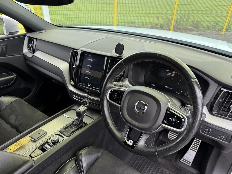 Volvo 2.0 D4 R-Design SUV 5dr Diesel Auto AWD Euro 6 (s/s) (190 ps)