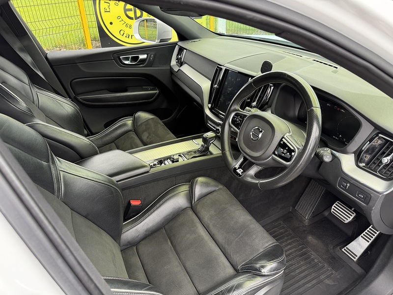 Volvo 2.0 D4 R-Design SUV 5dr Diesel Auto AWD Euro 6 (s/s) (190 ps)