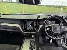 Volvo XC60 D4 R-Design 