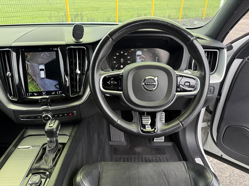 Volvo 2.0 D4 R-Design SUV 5dr Diesel Auto AWD Euro 6 (s/s) (190 ps)