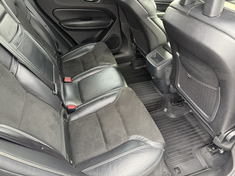 Volvo 2.0 D4 R-Design SUV 5dr Diesel Auto AWD Euro 6 (s/s) (190 ps)