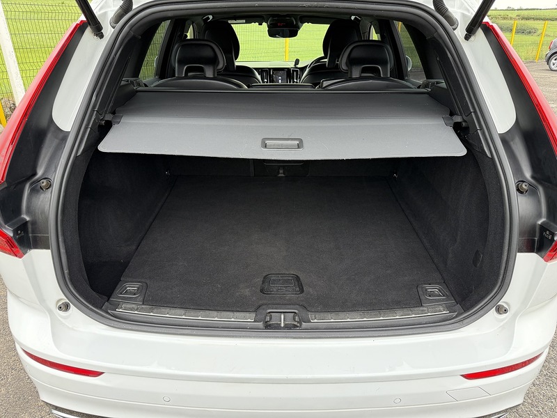 Volvo 2.0 D4 R-Design SUV 5dr Diesel Auto AWD Euro 6 (s/s) (190 ps)