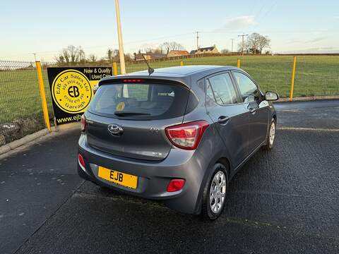 1.2 SE Hatchback 5dr Petrol Manual Euro 5 (87 ps)