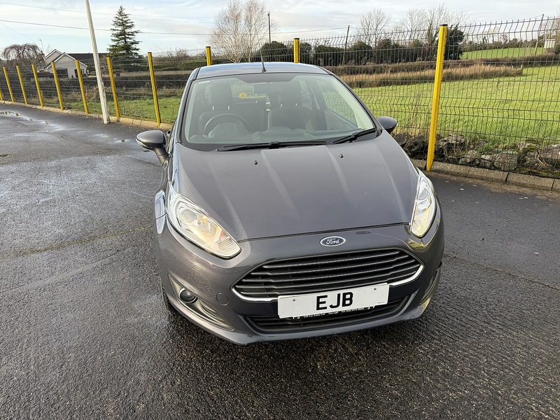 Ford 1.6 TDCi ECOnetic Zetec Hatchback 3dr Diesel Manual Euro 5 (s/s) (95 ps)