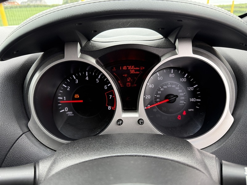 Nissan 1.6 N-Connecta SUV 5dr Petrol XTRON Euro 6 (117 ps)