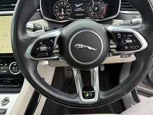 Jaguar F-PACE D300 MHEV R-Dynamic HSE 