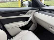 Jaguar F-PACE D300 MHEV R-Dynamic HSE 