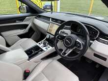 Jaguar F-PACE D300 MHEV R-Dynamic HSE 
