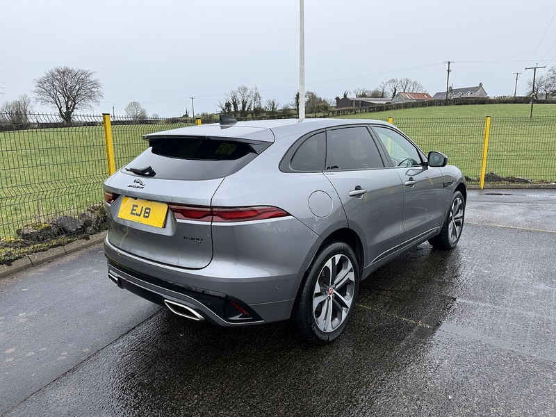 Jaguar 3.0 D300 MHEV R-Dynamic HSE SUV 5dr Diesel Auto AWD Euro 6 (s/s) (300 ps)