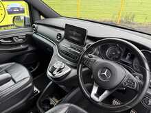 Mercedes-Benz V Class V250d BlueTEC AMG Line (extra long) 