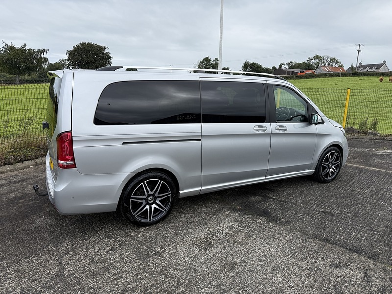 Mercedes-Benz V250d BlueTEC AMG Line (extra long) 2.2 5dr MPV Automatic Diesel