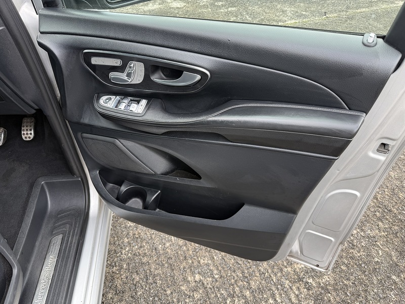 Mercedes-Benz V250d BlueTEC AMG Line (extra long) 2.2 5dr MPV Automatic Diesel