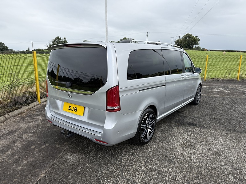 Mercedes-Benz V250d BlueTEC AMG Line (extra long) 2.2 5dr MPV Automatic Diesel